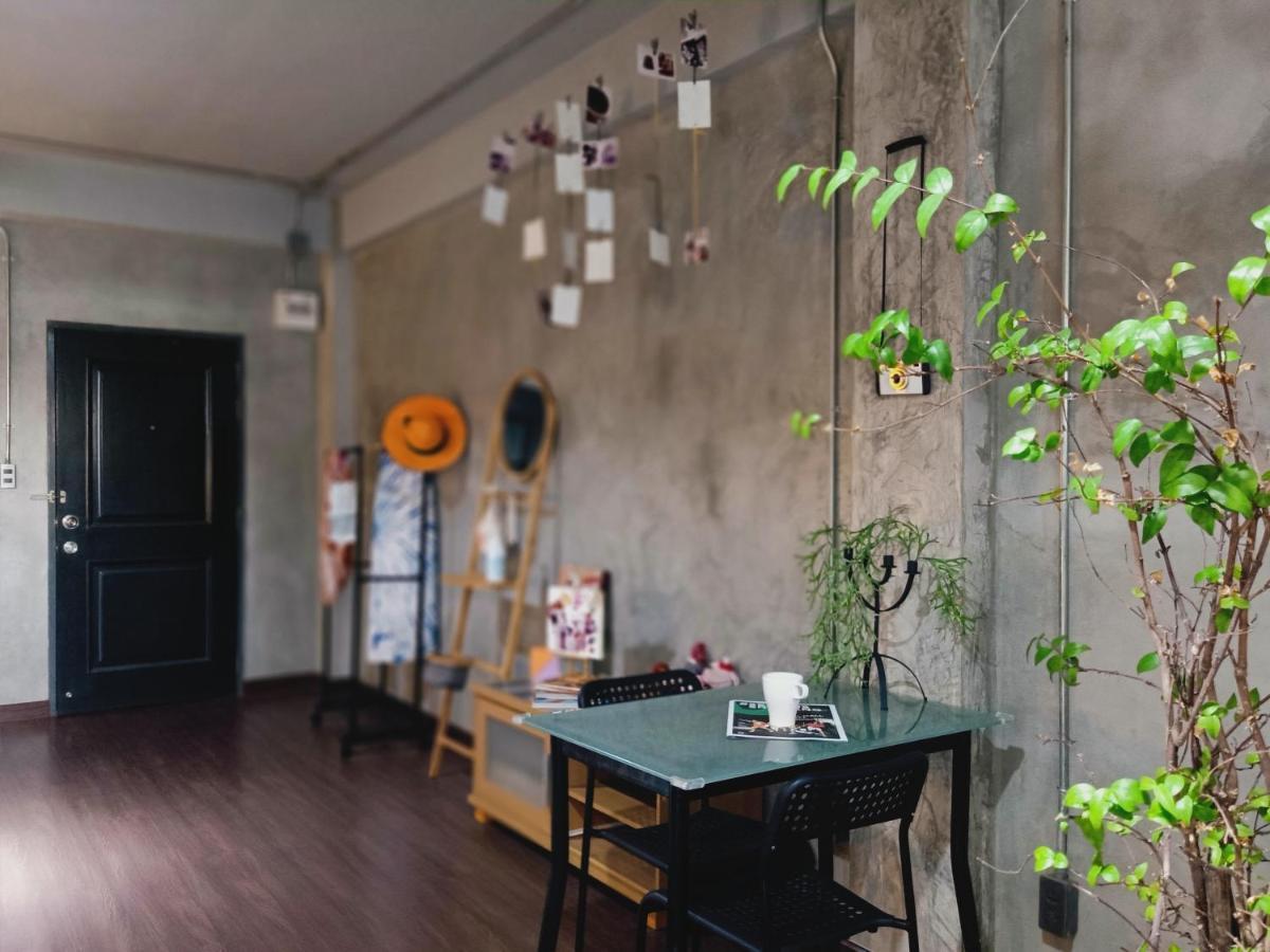 Five Stars Ratchada 19 Hostel Μπανγκόκ Εξωτερικό φωτογραφία