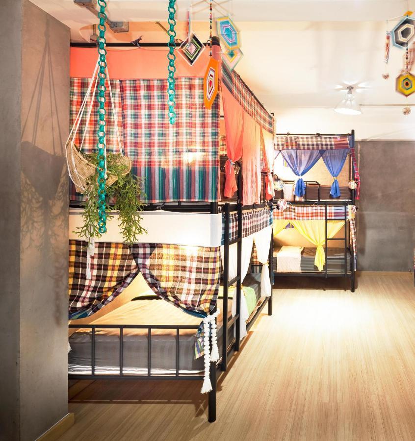 Five Stars Ratchada 19 Hostel Μπανγκόκ Εξωτερικό φωτογραφία