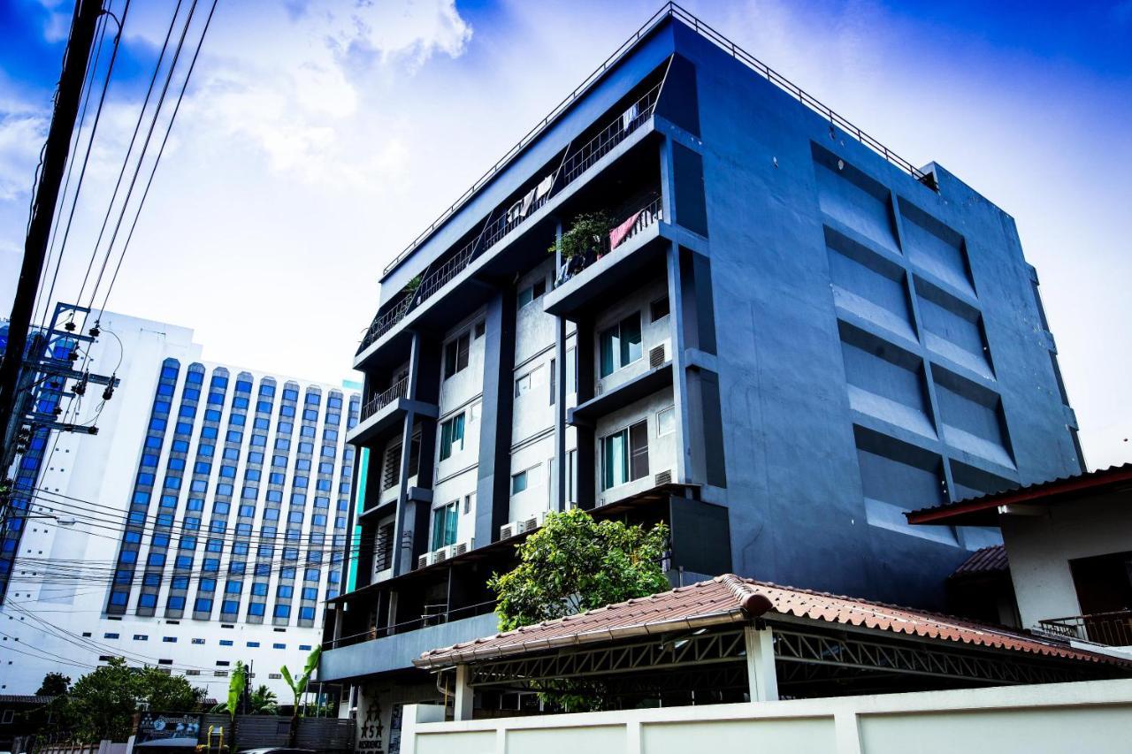 Five Stars Ratchada 19 Hostel Μπανγκόκ Εξωτερικό φωτογραφία