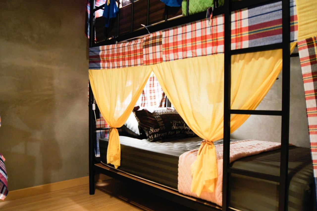 Five Stars Ratchada 19 Hostel Μπανγκόκ Εξωτερικό φωτογραφία