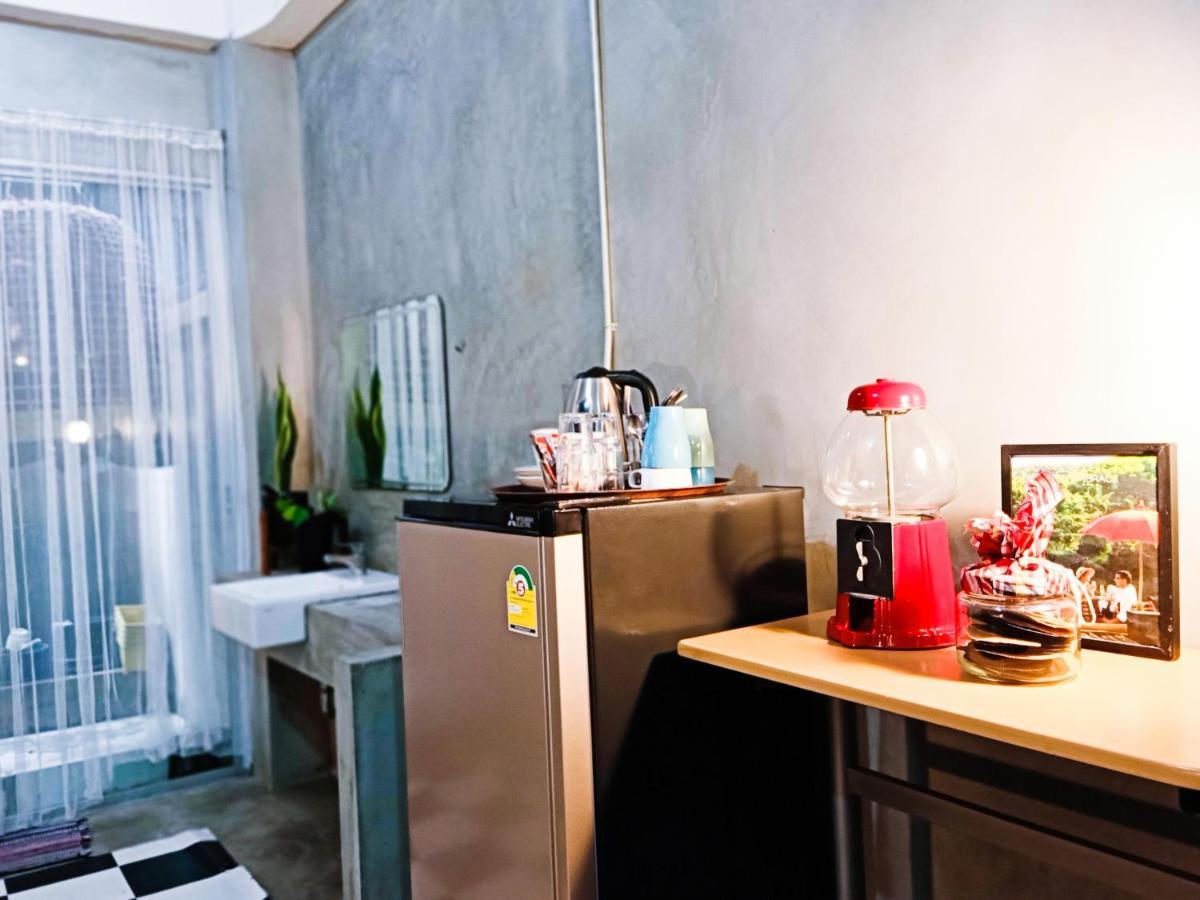 Five Stars Ratchada 19 Hostel Μπανγκόκ Εξωτερικό φωτογραφία