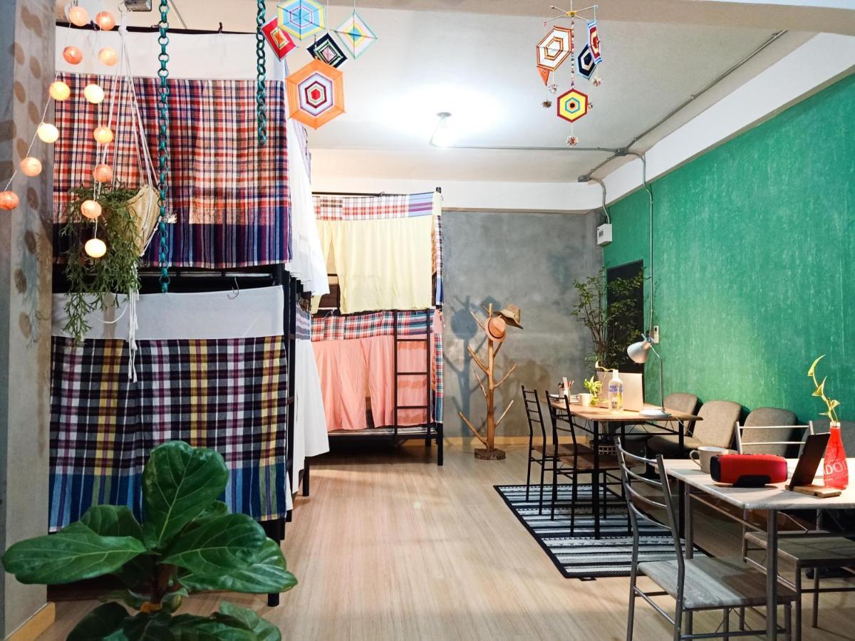 Five Stars Ratchada 19 Hostel Μπανγκόκ Εξωτερικό φωτογραφία