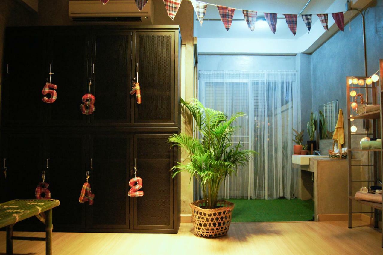 Five Stars Ratchada 19 Hostel Μπανγκόκ Εξωτερικό φωτογραφία